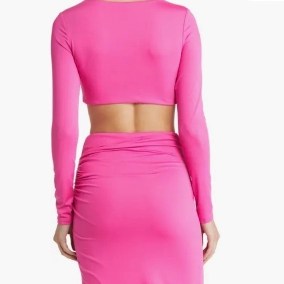 NWT- Area Stars Pink Criss Crossed Cropped Long Sleeve Sz M - Picture 2 of 12